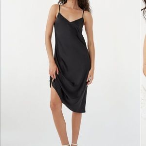 Aritzia Wilfred Midi Slip Dress